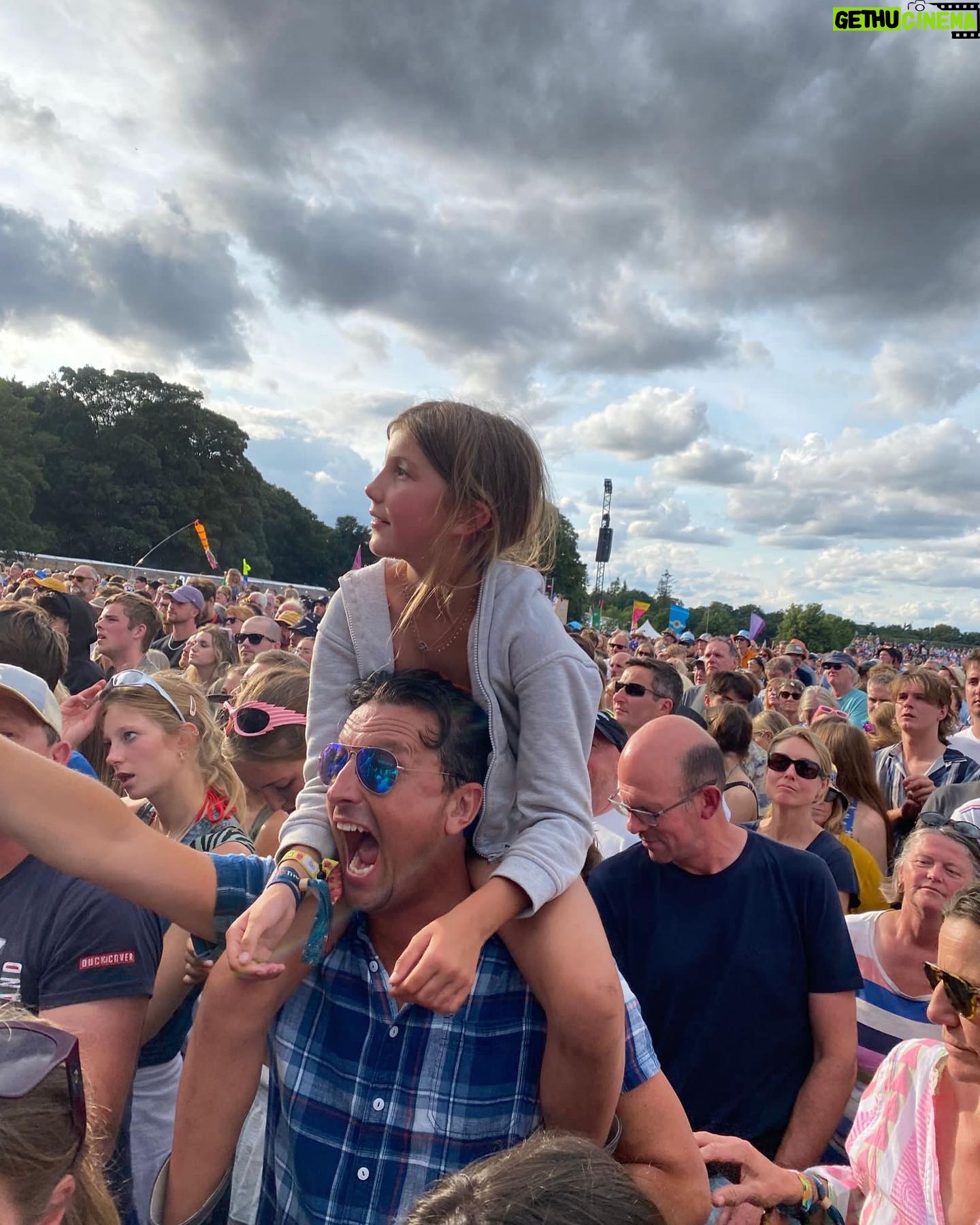 Christie Clark - 1.2K Likes - @latitudefest you didnt disappoint. Glorious fest for kids and adults! Happy summer everyone! #englishsummer #englishfest #pulp #sophieellisbextor best in fest!