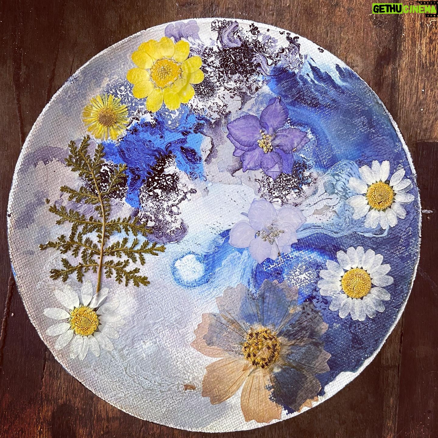 Christina Scherer - 125 Likes - Pick your favorite moon 1-10! 🌚✨