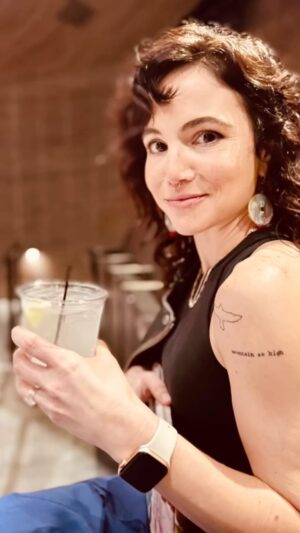 Christina Wren Instagram - Toasting to all the amazing women in my life, to those who have paved the way and continue to fight for women’s freedom and flourishing and to those still struggling under oppression and yet getting up every day to strive again. Freedom, education, safety, opportunity, equality shouldn’t be withheld from anyone. Let’s all work towards mutual flourishing for all, always, every day. Happy #internationalwomensday!