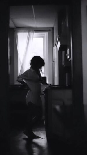 Christina Wren Instagram - Morning in black and white. A forever favorite. 
📷: @saralacroixphoto 
.
.
.
.
.
#blackandwhite #blackandwhitephotography #saralacroixphoto #tbt #christinawren #actor #actress #pittsburghphotographer