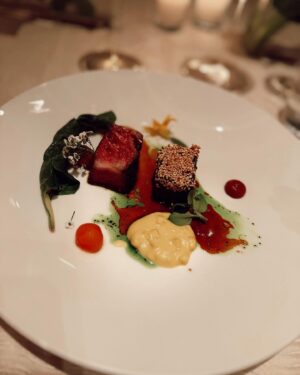 Christine Chiu Instagram - Nothing rivals Revelry 🍽️🥂

Still in awe of and licking my lips from the insanely delicious, unrivaled 6 course wine-paired All-Star Chefs dinner experience with the best and brightest talent in culinary arts. Completely blown away and already missing the 000 Ossetra, Toro en gelée, grand cru burgundy, aged Madeira and Port, and more 😭

@wynnlasvegas @lasvegasrevelry
 #onlyatwynn
#onlyatrevelrylv