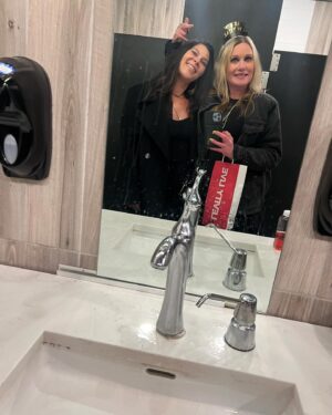 Christine Marie Evans Instagram - So much fun ringing in the New Year at @bigjayoakerson’s @pittsburghimprov shows with @yourlime, @waybrightdoctor & @juliemarierandall who came to see us all the way from California! Emily finally got to show me her adopted hometown and the shows were a blast!!! Here’s to a great 2024!!! #Steagles 🎉🎉🎉