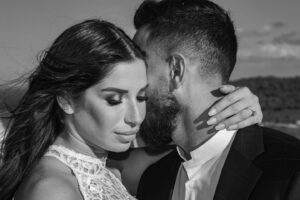 Christophe Dicranian Instagram - On a reçu hier les photos de la mairie,moi j’ai choisi en noir et blanc!!! Déjà une semaine qu’on s’est  dit oui @liamdibenedettooff je t’aime ♥️
Quelle photo préférez vous? 
.
.
.
.
.
 #fire #lifestyle #wedding #mariage 
 #couplegoal #funny #amazing #shoot #happy #life #goodtimes #life #lifestyle #weddingda