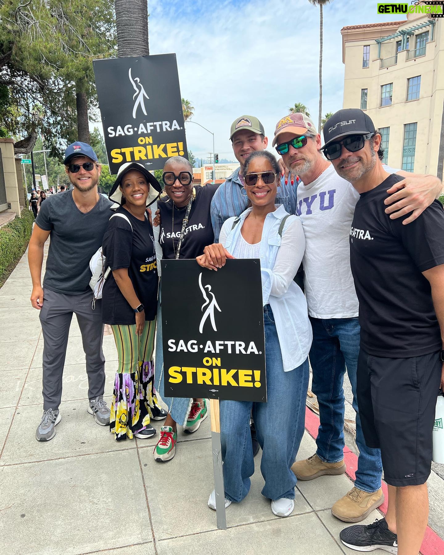 Chrystee Pharris - 2.8K Likes - One great thing about this strike, is you run into amazing peers. I had the opportunity to work on the 2019 Christmas episode of @911onfox. Amazing episode. I cried watching my play son doing chest compressions on me. š¤¦š½āāļø. The cast was incredible & soooo nice. Made me feel apart of the family. Great to see you again @aishahindsfan1 @oliverstarkk⦠Peter is not on IG š. And a pleasure meeting @iamginatorres @eldannypino. SVU is my favorite show of all time š¤£š.
#acting #actingclass #actinglife #actingtips #actor #actorproblems #actors #actorslife #actress #AtlantaActors #audition #auditioning #auditions #cast #casting #castingdirector #Hollywood #HollywoodActress #Hollywoodlife #blackgirlmagic #blackgirlsrock #keytosuccess #behindtgescenes #blackactors #lightscameraaction
#thespian #voiceactor #voiceover #workingactor #sagaftrastrong