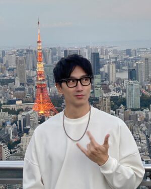 Chuando Tan Instagram - Tokyo skyline at 5pm 🤍
Have a wonderful week y’all 🤍