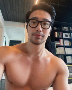 Actor Chuando Tan HD Instagram Photos and Wallpapers January 2022
