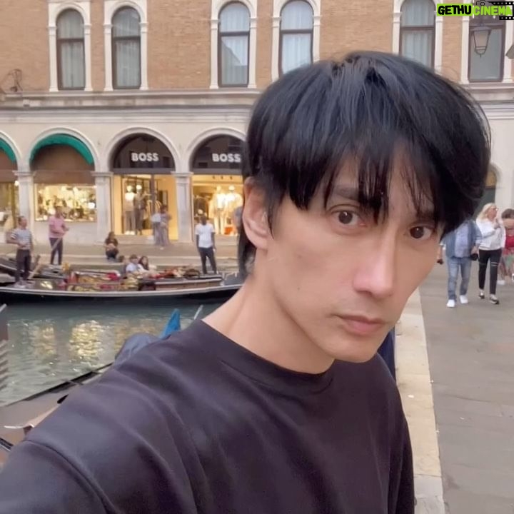 Chuando Tan - 34.9K Likes - 🤍🤍🤍 🇮🇹
How have u been 🙃
#Venice #LakeComo