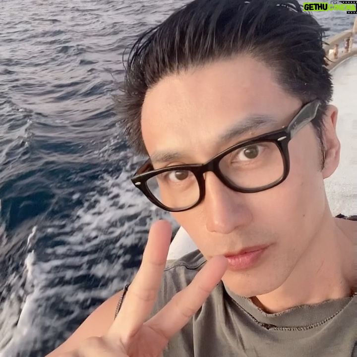 Chuando Tan - 25.5K Likes - This evening ✌️😎
Wishing y’all a great one too 🤍