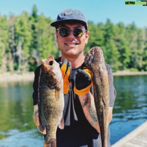 Chuck Hughes Instagram - La saison 1 de @cfpk.tv est disponible sur @cbcgem et @icitoutv …. Season 1 available for streaming on CBC GEM and Tou.tv !!