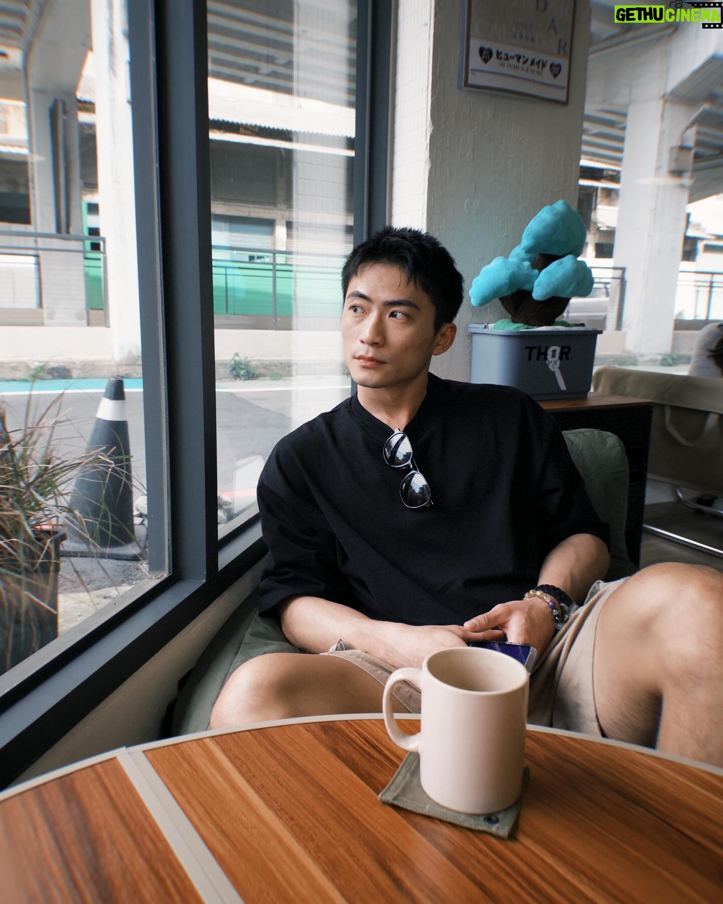 Chuck You - 3.7K Likes - #chuckvoyage
Hot到不行🫠🫠🫠🫠大融化
今天早上龍舟被淋了半小時
全身沒力氣 好不想工作欸欸⋯