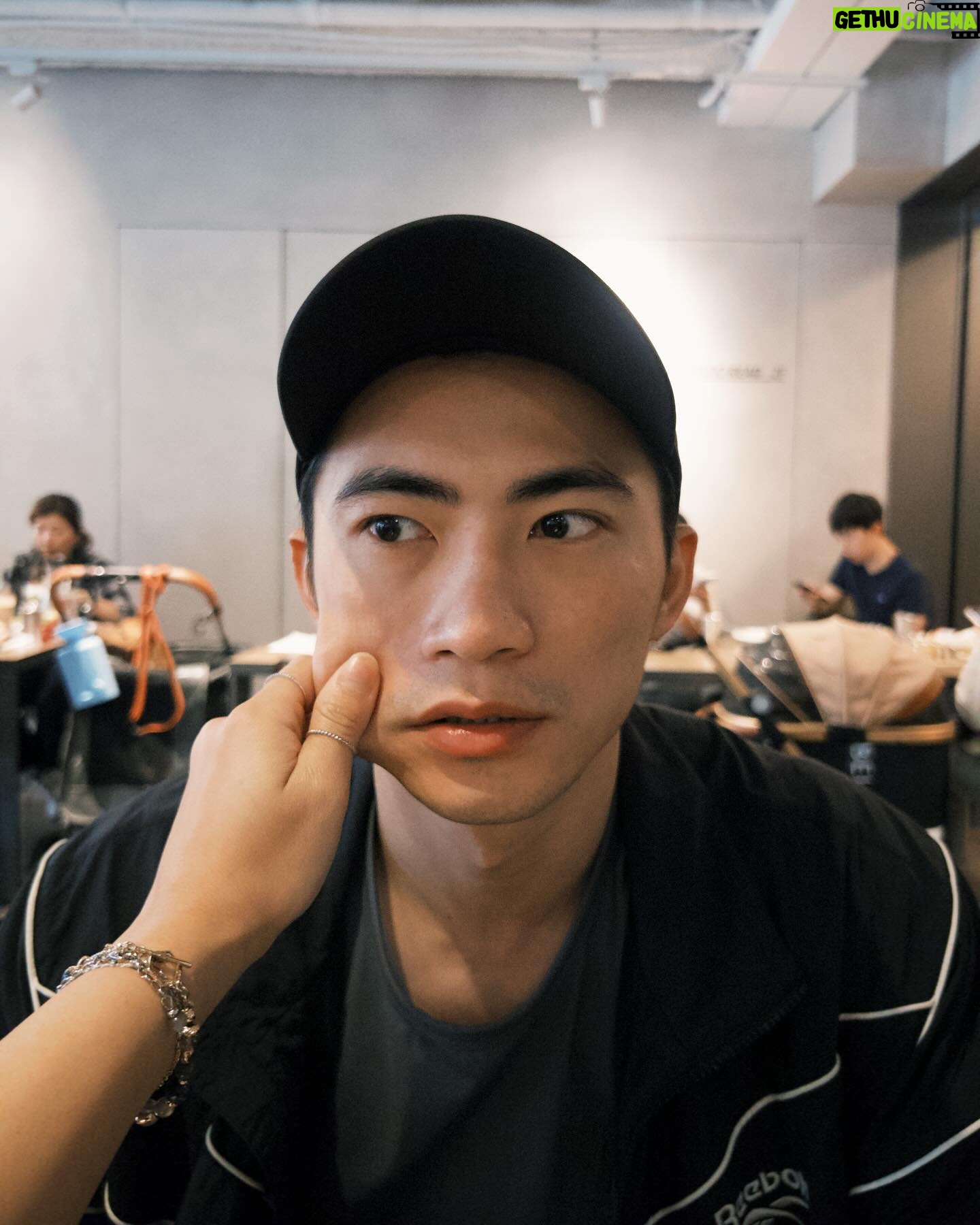 Chuck You - 3.3K Likes - #chuckvoyage
大學畢業後出社會後有聯絡的沒幾個
謝謝你一直在身邊 @vida_lai ❤️❤️