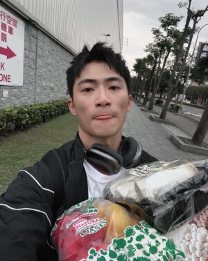 Chuck You Instagram - #chuckvoyage 
採買日常🕊️