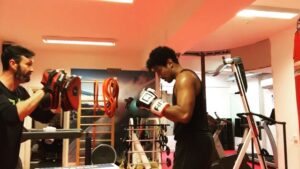 Chuku Modu Instagram - Bit of Wednesday morning shred #boxing
