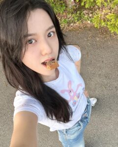 Actress Chung Hye-lyn HD Instagram Photos and Wallpapers May 2023