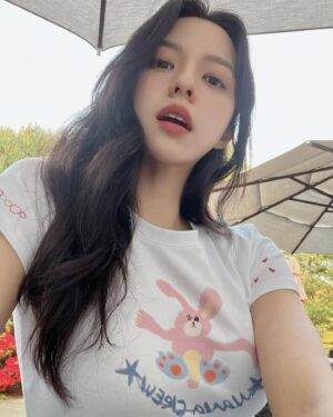 Chung Hye-lyn Instagram - 🍡🐰💕
.
.
.
#협찬 #나나크루 #nanacrew