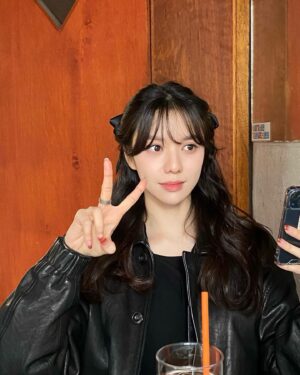 Chung Hye-lyn Instagram - •‿•✌🏻