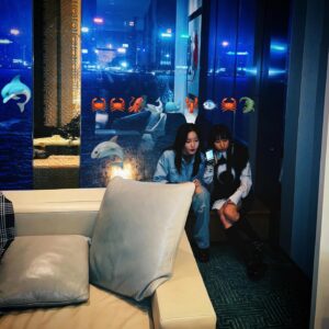 Chung Suet-Ying Instagram - 吳冰： 「我要搵返禾啲家人！」

at導演會夜