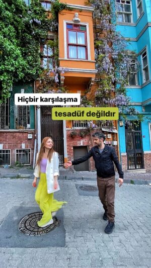 Cihan Ercan Instagram - Не смогла пройти мимо этого тренда потому что люди не встречаются случайно @chnercn ❤️🧿 

Случайностей в жизни нет. Всё что происходит с нами, происходит в нужное время и в правильном месте. А вы как думаете?