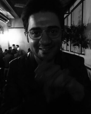 Cihan Ercan Instagram - Gözlüğüm üstünde.. 🤓😎