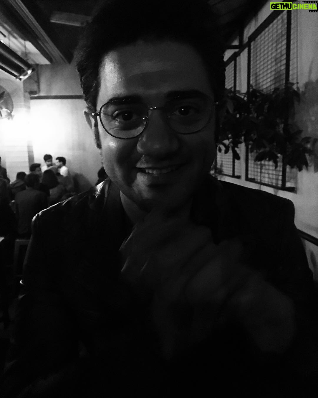 Cihan Ercan - 6.3K Likes - Gözlüğüm üstünde.. 🤓😎