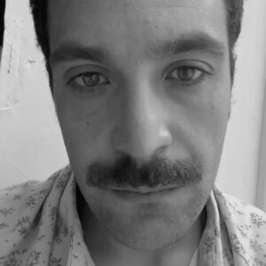 Cihat Süvarioğlu Instagram - Otuz üç yaş.