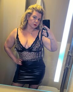 Cindy Lopes Most Liked Photos and Posts