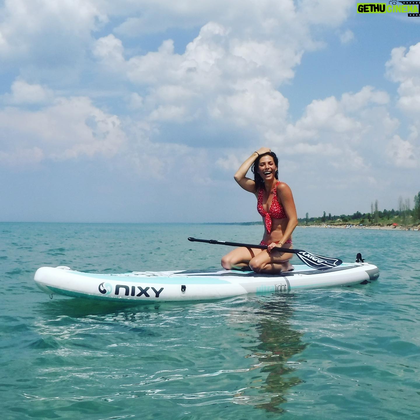 Cindy Sampson - 2.6K Likes - Perfect Friday 🏖