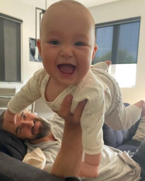 Cindy Sampson Instagram - Things that happened:
Baby girl turned 6 months old!! 😭💕
Marriage to husband turned 6 years old 👏
