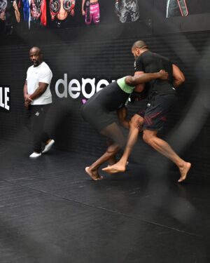 Ciryl Gane Instagram - I'm becoming addicted to this 🤼‍♂️🥋

@mma_factory_paris @managementfactory