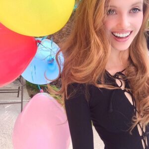 Claire Friesen Instagram - 🎉💋💎💐🌷💝🎀🎁🎂🎈🎊✨👑💍❤️🍓🌟🎶🍰
#birthdaygirl