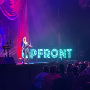 Claire Hooper Instagram - Thanks to @melbcomedyfestival’s Upfront for having me. 
Thanks to @thenikkibritton for capturing this graceful transition into physical comedy.