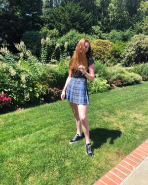 Clare Foley Instagram - school vibes in summer 🤓