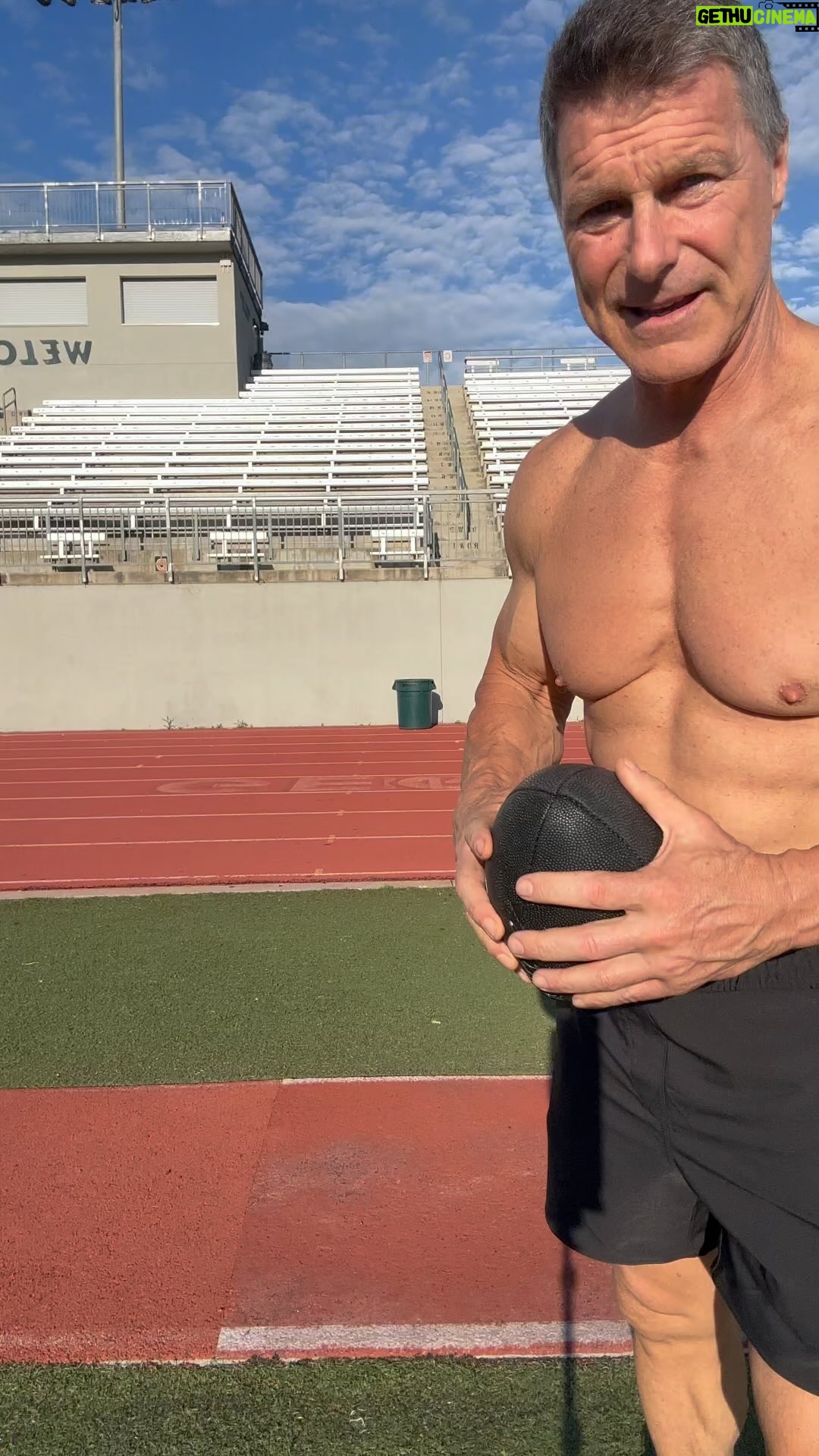 Clark Bartram - 652 Likes - Letsssss Goooo @brad_johnson_14 @mikeohearn
