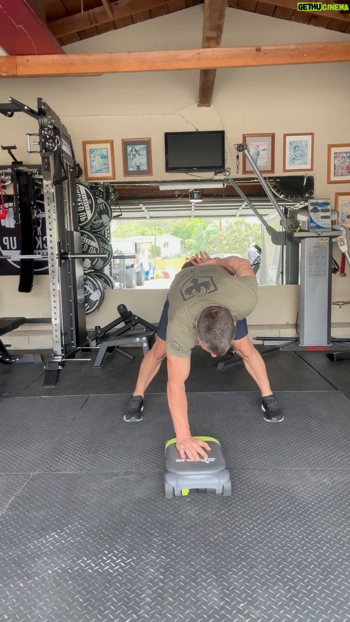 Clark Bartram - 267 Likes - I need to start warming up before I do this stupid shit