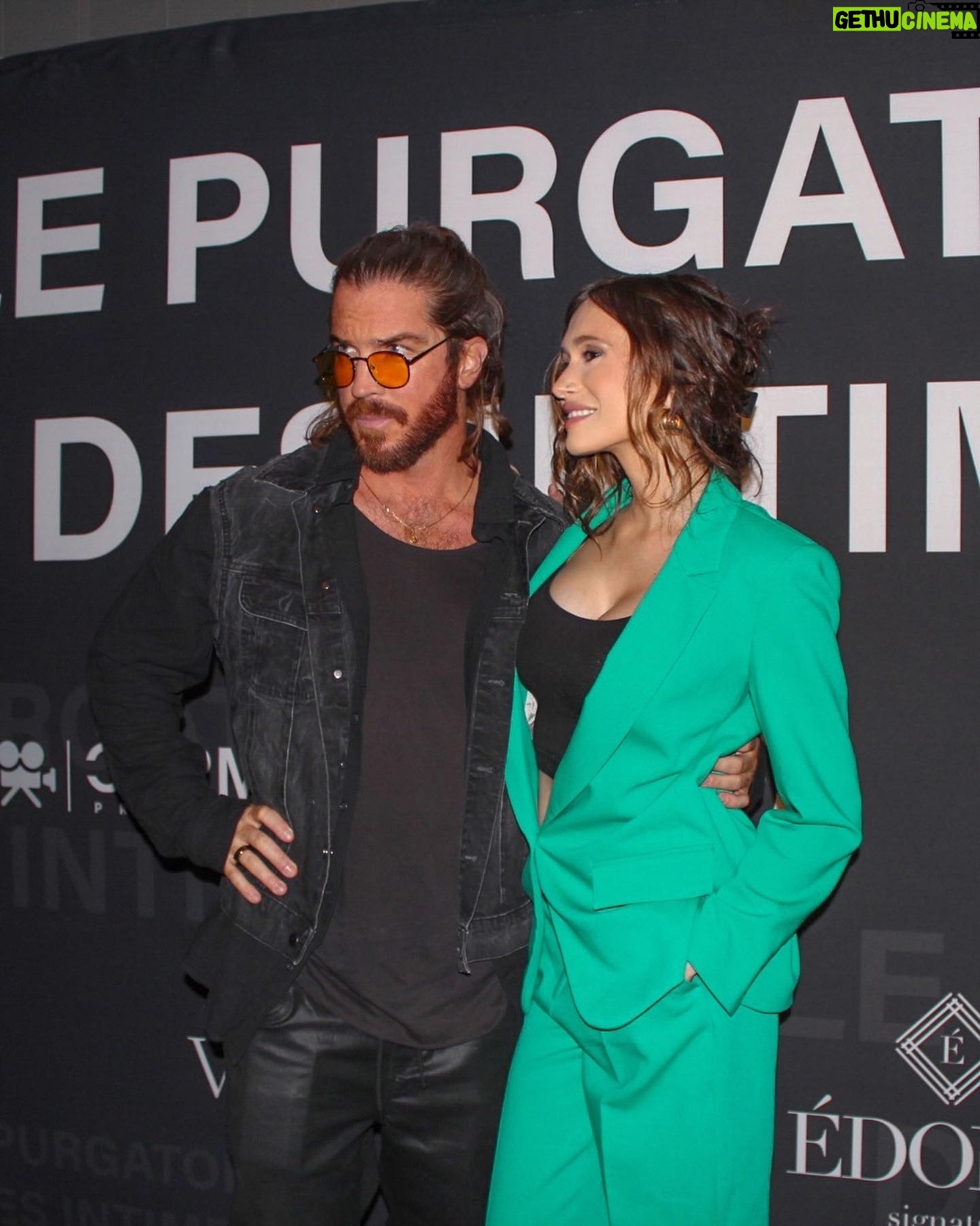 Claude Bégin - 22K Likes - Bravo tellement @philocormier.
À toute l’équipe, aussi.
Un honneur et un privilège 🙏🏼🤍
C’était une maudite belle première sortie de couple sans bébé. 👩🏻❤️💋👨🏻
@purgatoirefilm, disponible dès maintenant sur @cravecanadafr.
📸 @alexefo