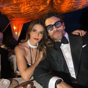 Claudia Álvarez Instagram - En la boda de mi mejor amigo @carlosquintanillas y @carlosadyan con las personas mas importantes #MiGeneracion #LosAmoChicos #LosCarlos