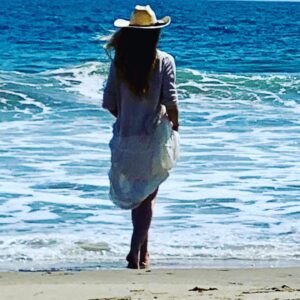 Claudia Black Instagram - “Hey Bubble”
A moment in time where now fully vaxxed, I whisk a bestie away for a mini adventure down by the sea. A bestie whom I sometimes endearingly nickname bubble- and whose superstar dog I also sometimes call bubble-who both have also comprised the entirety of my COVID bubble, and in this moment of newfound and slightly daunting freedom we find ourselves walking into a sea of...bubbles. What a year. What a friendship. What a thing a bubble be. Bubbles can be made of dish soap and formed from wind and rope by some dude dispensing fleeting moments of joy, for a tip. They can be formed in global pandemics with someone you can truly trust with your life when suddenly other people- even those you know and love - can through no fault of their own, or through denial, become a threat to your personal safety. Bubbles can hold an emergency trip to the vet for a dog that somehow one fateful night beats all the odds and continues to exceed expectations. Bubbles include emergency blasting of the Peter Gabriel song from the John Cusak movie from my car and across an unsuspecting street. And the witnessing of the precise moment the Christmas lights turned on at Christmas Tree Lane; the loud Aahhhh that spontaneously followed in stereo. There’s falling on the ground in tears after our first CDC sanctioned hug. The moment realizing that it was mini bubble’s first time experiencing the ocean. 

Bubbles can be the effervescent people we love who encapsulate joy like onomatopoeia in motion. The gratitude they inspire might very well keep a heart open long after the dude with the soapy rope packs up for the day. I thank everything holy for my...bubble. Hey, Bubble. Hey.