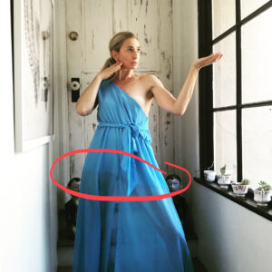 Claudia Black Instagram - Caveat emptor aka #buyerbeware hey @pipidressofficial when are you going to return my emails? You made me wait a month, sent me half the order, and half of what you DID send is utter rubbish. The blue and green dresses you see me elegantly modeling for you here are size small. REALLY?! Hey @instagram thought you’d like to know that this company comes up often as a sponsored link in my instagram feed. Not sure how it got there though one day I decided to give it a go. Zero customer service and bordering on total scam. Looking forward to you dealing with your sponsors and getting back to me with some customer support. And anyone else? Danger will Robinson! Abort mission to buy from this company until further notice.