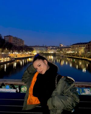 Claudia Iglesias Pérez Instagram - Varenna, Bellagio, Brera & Navigli , días 3,4 y 5 🇮🇹💗
a presto Italia, ti amo ☀️