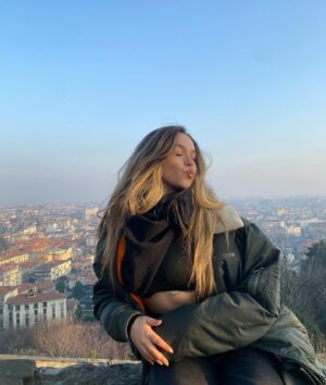 Claudia Iglesias Pérez Instagram - 1&2 día Bérgamo-Milán 🇮🇹🫀☀️