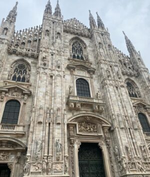 Claudia Iglesias Pérez Instagram - 1&2 día Bérgamo-Milán 🇮🇹🫀☀️