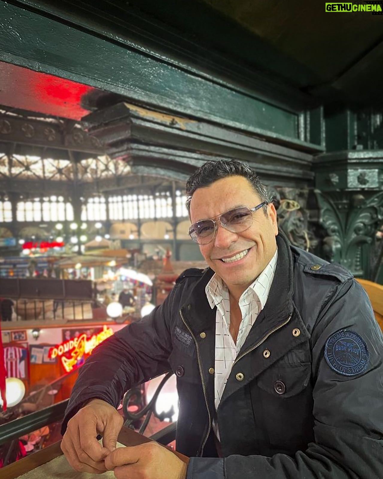 Claudio Palma - 9.6K Likes - El mercado y sus delicias. Domingo en familia.
.
#familia #familytime