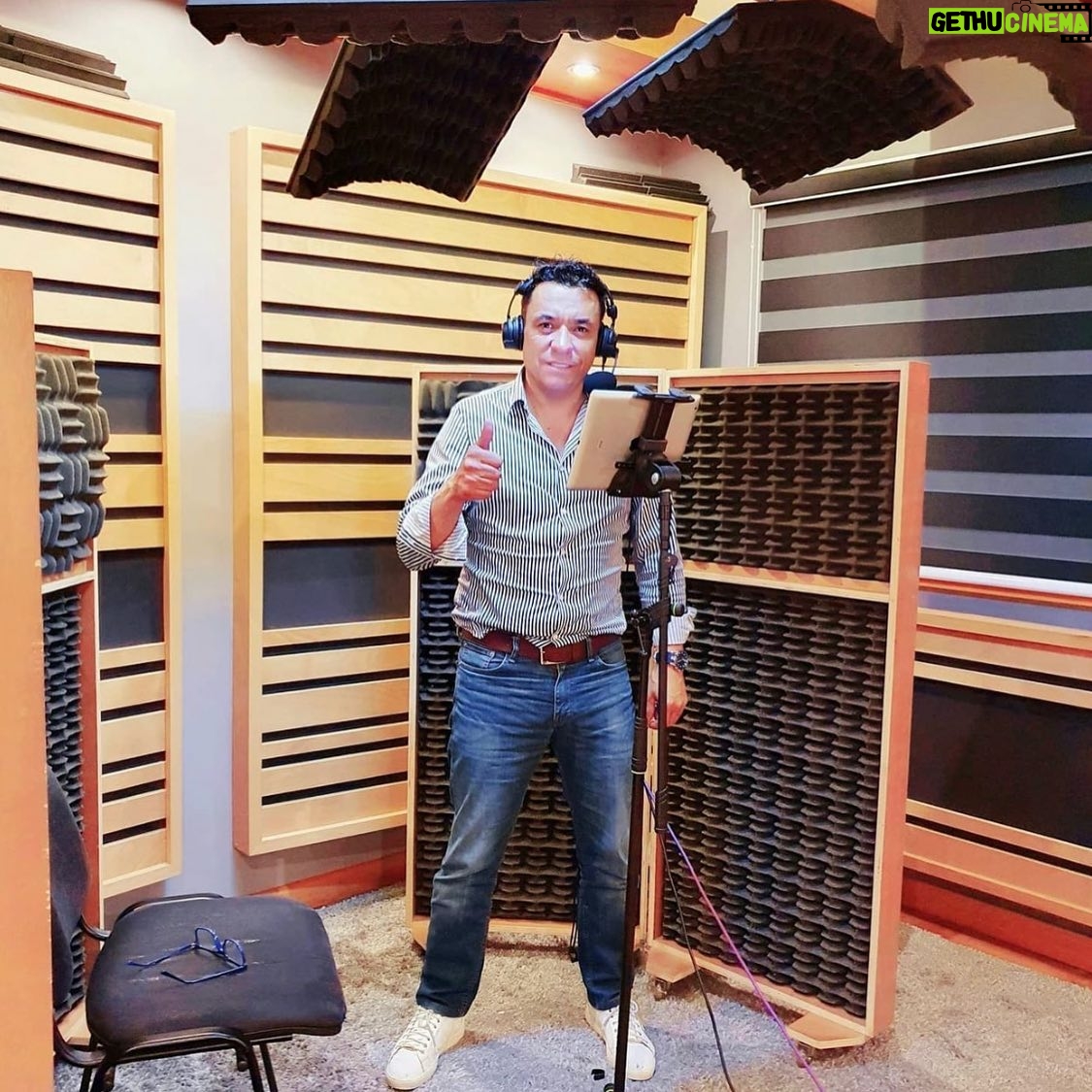 Claudio Palma - 6K Likes - Yo fui auditor más que televidente desde muy pequeño. Crecí escuchando Emisoras AM.
Tenía mi radio transistor, y agarraba señales de radios mendocinas , siempre atrapado por las voces.
Quiero aprovechar de saludar a todos lo que día a día trabajan en este maravilloso mundo.
#diadeltrabajadorradial #radio #felizdia 🎙