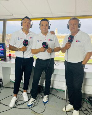Claudio Palma Instagram - Junto a @gjara_18 y @bichiborghi_ en la transmisión del Clásico Universitario por la Copa de Verano 2024 🏆☀️