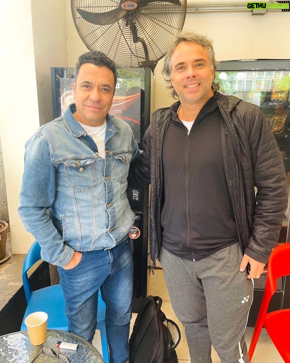 Claudio Palma - 3.6K Likes - Acá junto al gran @fergonzalezel 🎾
#tenis #deportechileno