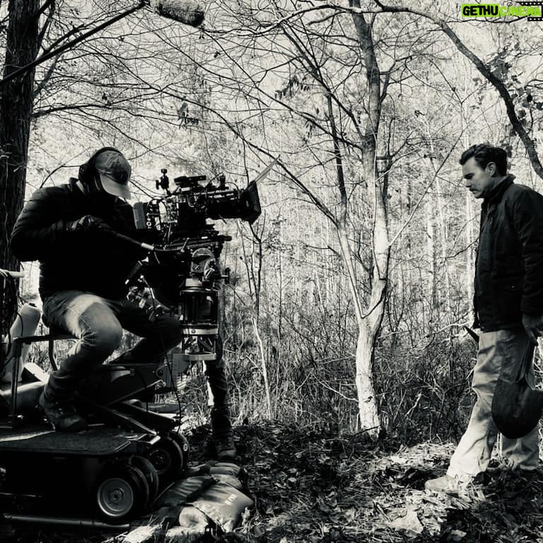 Clayne Crawford - 9.4K Likes - Movie # 2 - Indie Film.
A creative space where everyone has a voice. Can't think of a better way to safely spend time with those I love. Thank you @robertmachoian @sunshinekikidee @boclancey @osacre @carywaynemoore @michaelraymondjames @jordanabrewster @jeffreydeanmorgan @tc_loves_makeup @shornberger @kirstibek @thefigbirmingham @krissyblumen @kalynaleigh @imfossible @jeremydstahl @ktchoquette @ktowns86 @saratowns @sammy.plaia @nancie.plaia and EVERYONE else helping us along the way.
#gratitude #filmmakersonly #nosuitsallowed #filmlover
pic by: @tc_loves_makeup š·