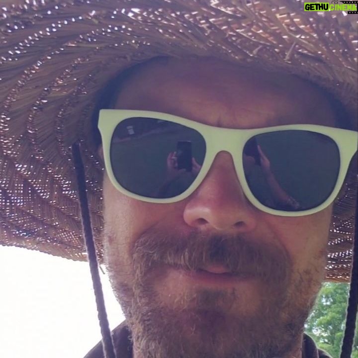 Clayne Crawford - 10K Likes - Farmlife
#summertime #farm