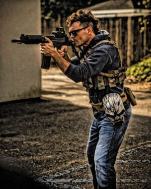 Clayne Crawford Instagram - Happy Thursday