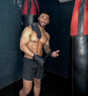 Clint Gordon Instagram - Sunday service. 
#training #boxing #fitness