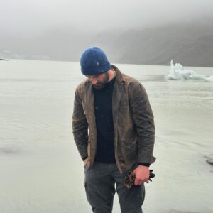 Clive Standen Instagram - A very misty Hooker Valley track 🇳🇿